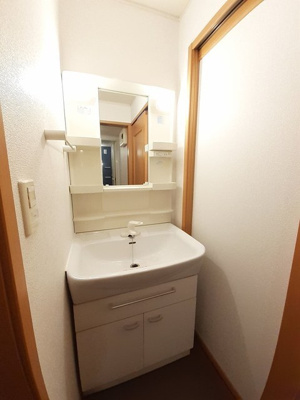 【洗面所】 | エレガントＢ