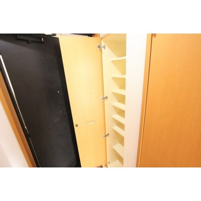 【収納】 | 301号室