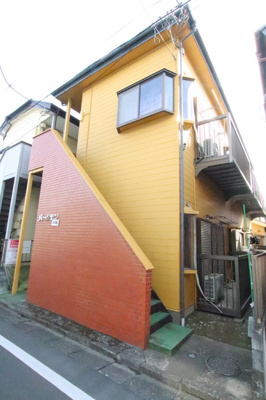 閑静な住宅地にあるアパートです！