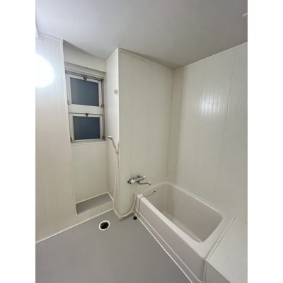 【浴室】 | リルームス若草町 | ※同タイプ別部屋の写真となります。
