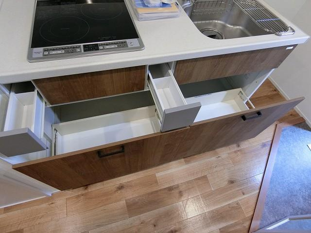 Ａｖａｎｃｅ　アヴァンスのキッチン