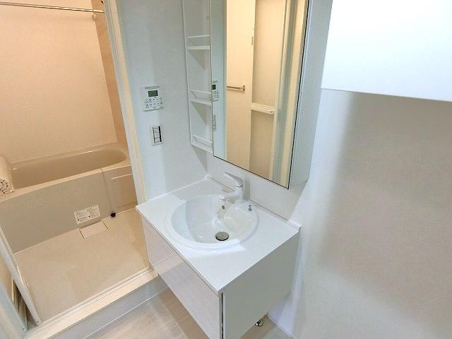 Ａｖａｎｃｅ　アヴァンスの洗面所