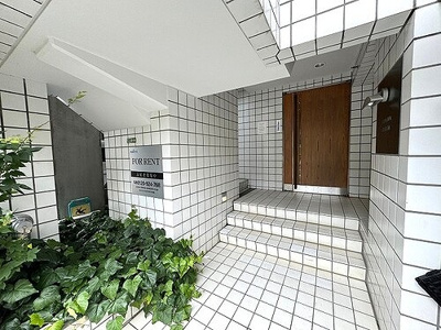 【エントランス】 | グラチアトルリ | エントランス外観　※前回募集時2024年5月撮影