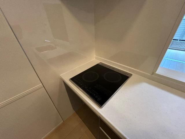 富山市山室新築アパートのキッチン|IHクッキングヒーター（イメージ）