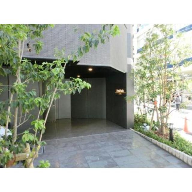 パークアクシス小伝馬町のエントランス