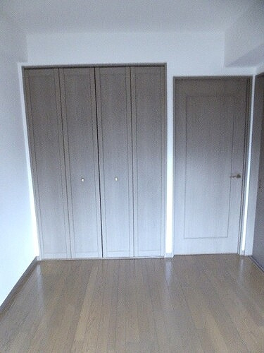 ライオンズマンション白金台のその他|洋室　約5.6畳　※前回募集時2023年11月撮影