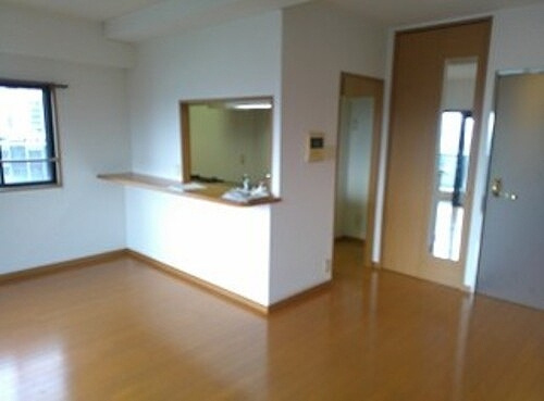 ピュアドームベイサイド博多のその他|洋室２面採光