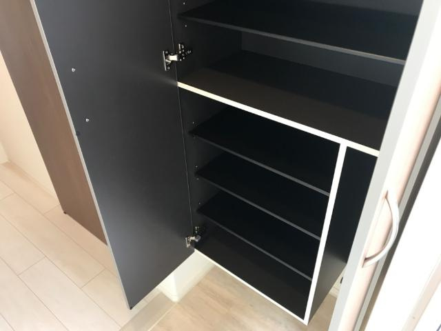 コンフェティの収納|下駄箱