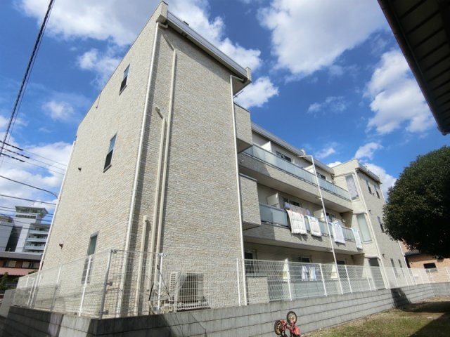 リブリ・オートレジデンス