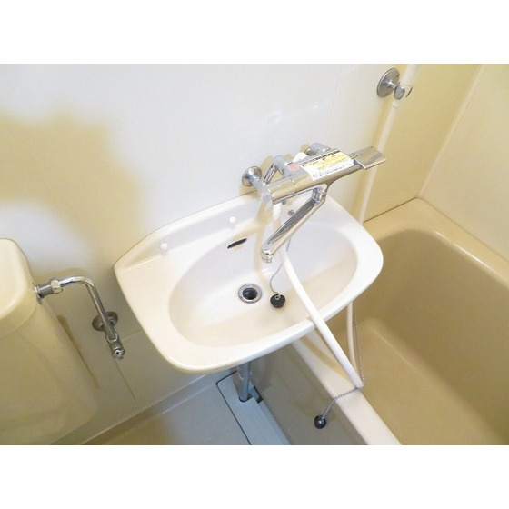 サニーハイムの洗面所|洗面台