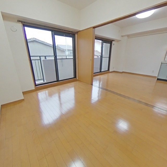 ジェントリィ北一色Ⅱの内装|南洋室