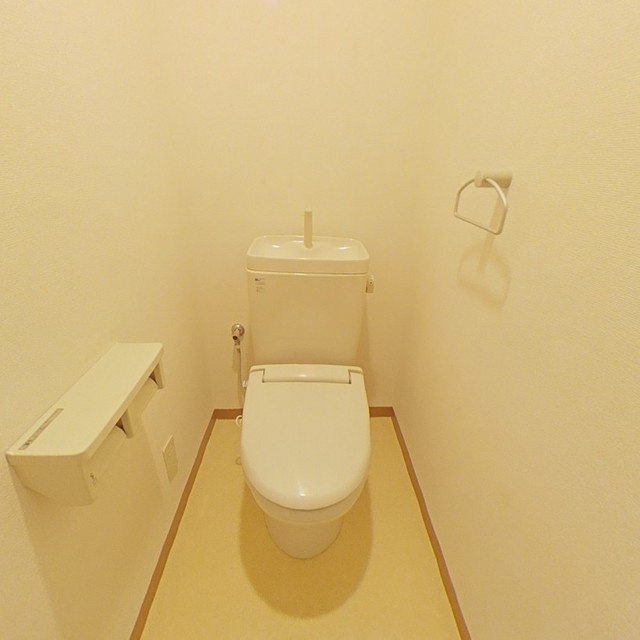 ジェントリィ北一色Ⅱのトイレ|暖房便座付き