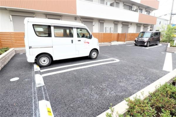【駐車場】 | エクレール | 空要確認