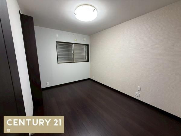 かつらぎ町西飯降　中古戸建の洋室