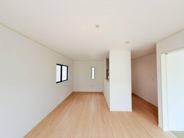 和歌山市北出島第1-2号棟　新築戸建の居間・リビング