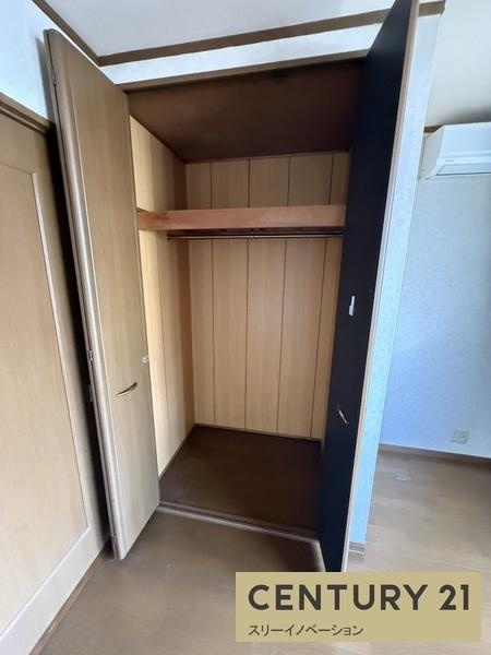 鶴町3丁目中古戸建の収納