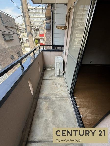 鶴町3丁目中古戸建のバルコニー
