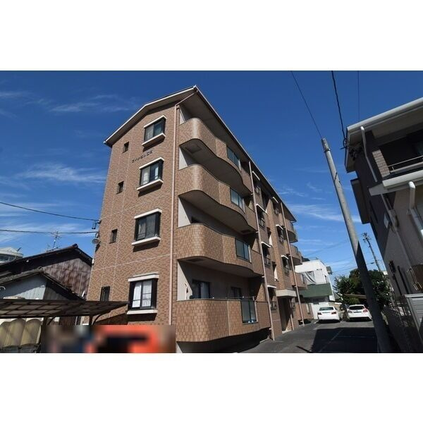 ウインヒル江南のエントランス