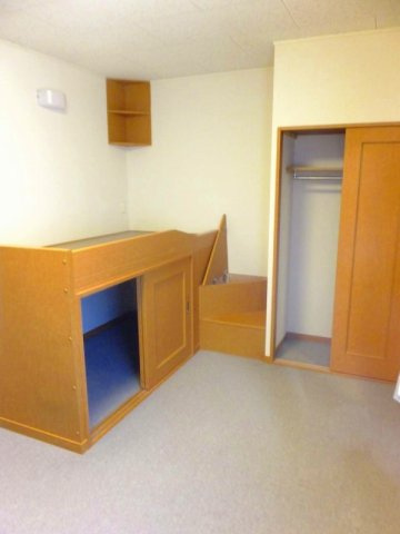 レオパレスカワシマⅡの寝室