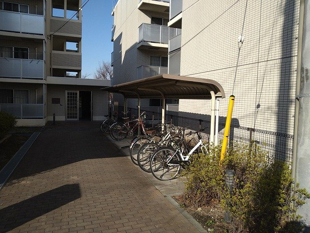 レオパレスパルコートＢのその他|駐輪場　原付＆自転車のみ駐輪可能