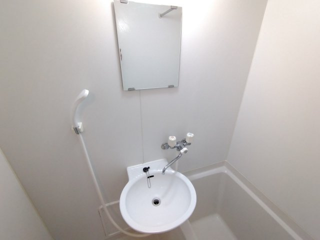 レオパレスパルコートＢの内装