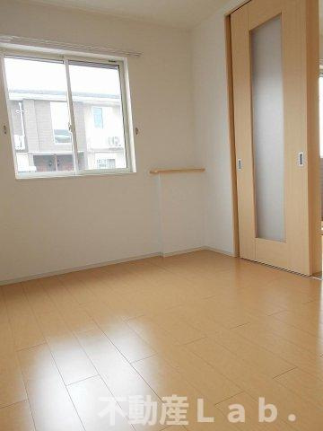 エテルノ　ステラＡの玄関