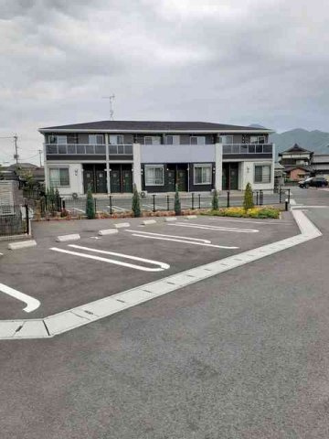 サンミッシェル　Ａの駐車場
