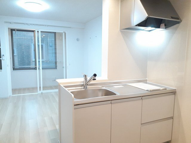 菫（すみれ）２ｎｄのキッチン