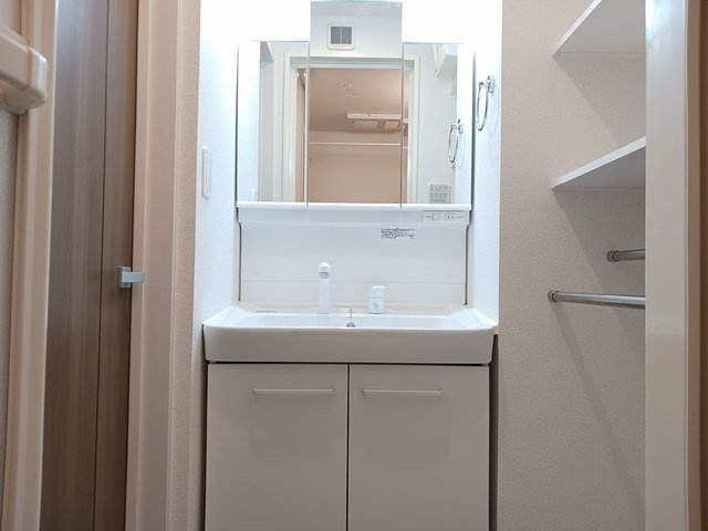 菫（すみれ）２ｎｄの洗面所