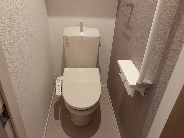 菫（すみれ）２ｎｄのトイレ