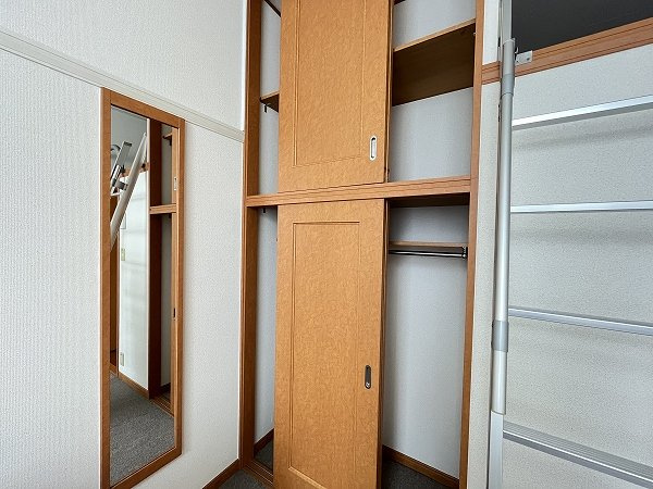 レオパレスロイヤルヒルズ．Ｍ