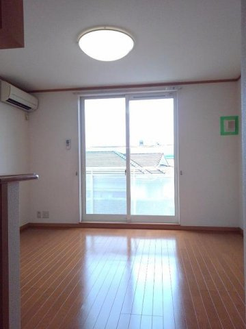 プリムロ－ズの居間・リビング