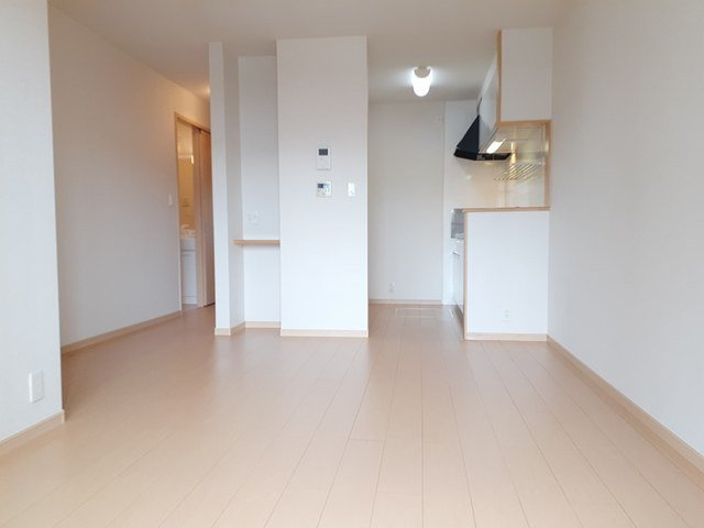 レジデンス　丸一の居間・リビング