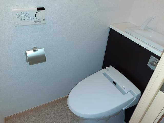 ラ・カーサ　西加賀屋のトイレ