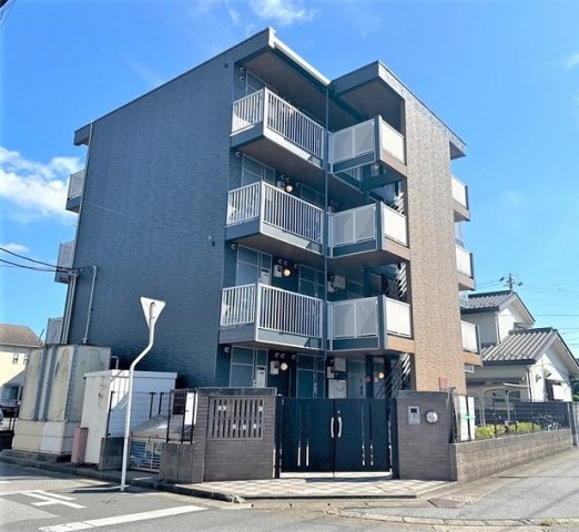 レオパレス貞夫の外観