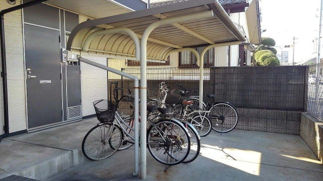 レオパレス貞夫のその他