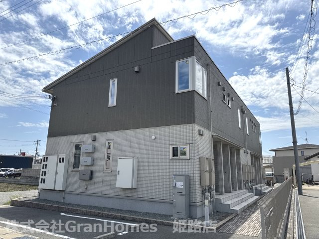 プラムコートの外観