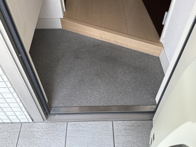 プラムコートの玄関