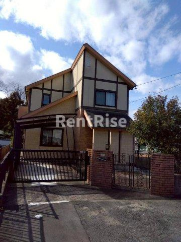 岩倉市中本町貸家の外観