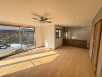 【居間・リビング】 | 東区香椎２丁目　中古一戸建☆仲介手数料半額☆