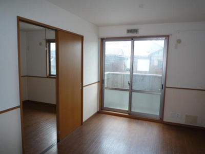 【居間・リビング】 | サンハイム浜町 | ゆったり過ごせるリビングです