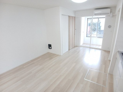 【居間・リビング】 | ルシオール | 【簡単オンライン契約】来店不要でオンライン申込み＆契約可能♪