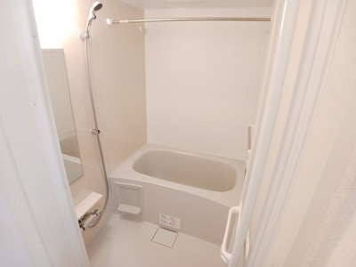 【浴室】 | ルシオール | ◆不動産すまラボの新プラン◆入居時の費用負担が0円で入居可能♪お気軽にお尋ねください♪