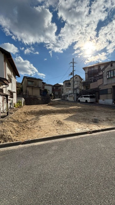 【前面道路含む現地写真】 | リーブルガーデン枚方市東香里元町４期 | 前面道路含む現地写真