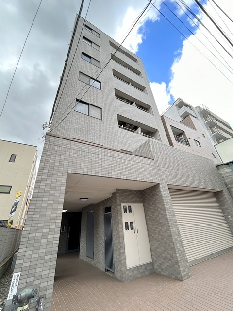 フォレスト紅葉山の外観|★中野駅と新中野駅が徒歩圏内のＲＣ造マンション★