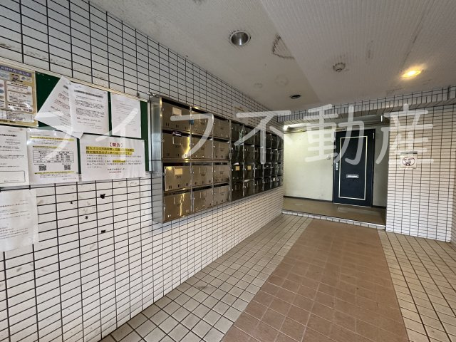 リバーサイド瓢箪山のロビー|ロビーです