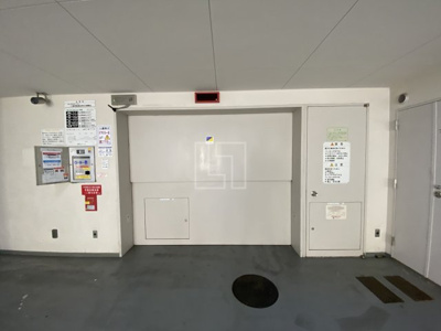 【駐車場】 | アーバンフラッツ瓦町 | アーバンフラッツ瓦町　駐車場