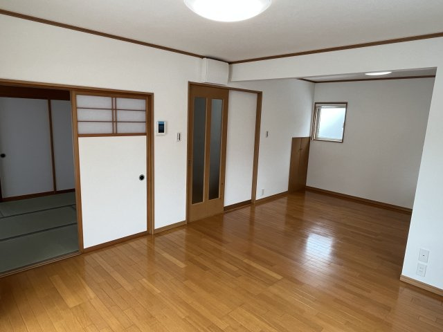 米沢市福田町１丁目の居間・リビング
