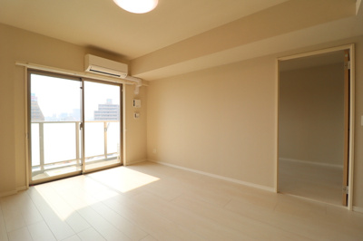 【居間・リビング】 | TWIN TOWERS Selina