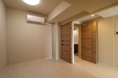 【寝室】 | TWIN TOWERS Selina